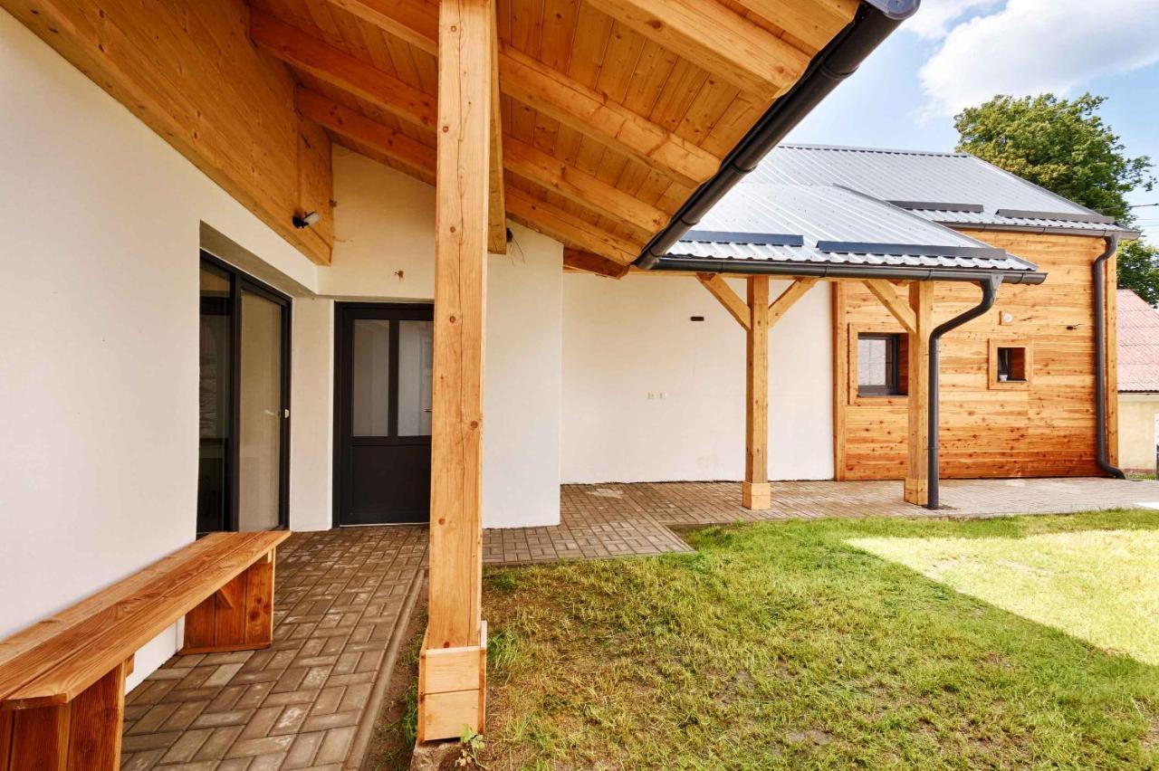 Chalupa Ceska Kanada Guest House Dobrohor Exterior photo